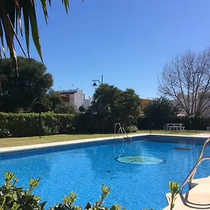 https://del-parque-flats-guadalmar-beach-relax.es-andalucia.com